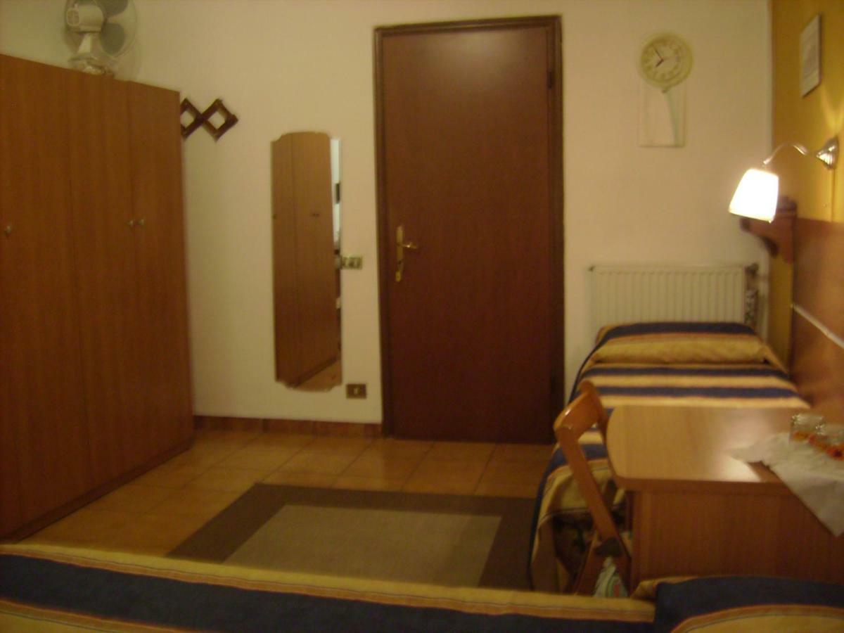 רומא B&B Vaticanrooms מראה חיצוני תמונה